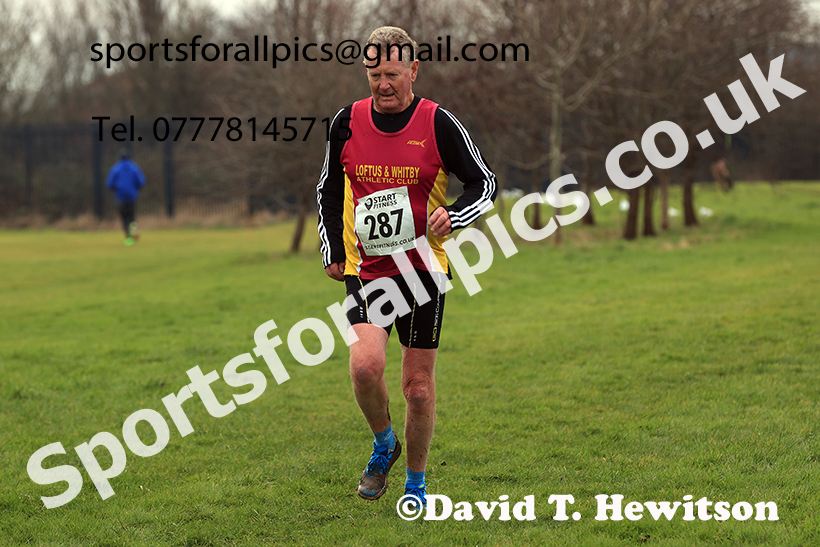 Womens 35s and over and Mens 65 and Over, 2025 NEMAA Cross Country Champs., Acklam, Middlesbrough. Photo: David T. Hewitson/Sports for All Pics